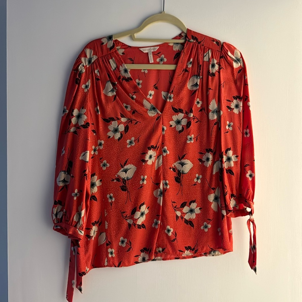 Beautiful Rebecca Taylor blouse with lovely details 3/4 sleeve